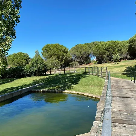 Marina Park 公寓